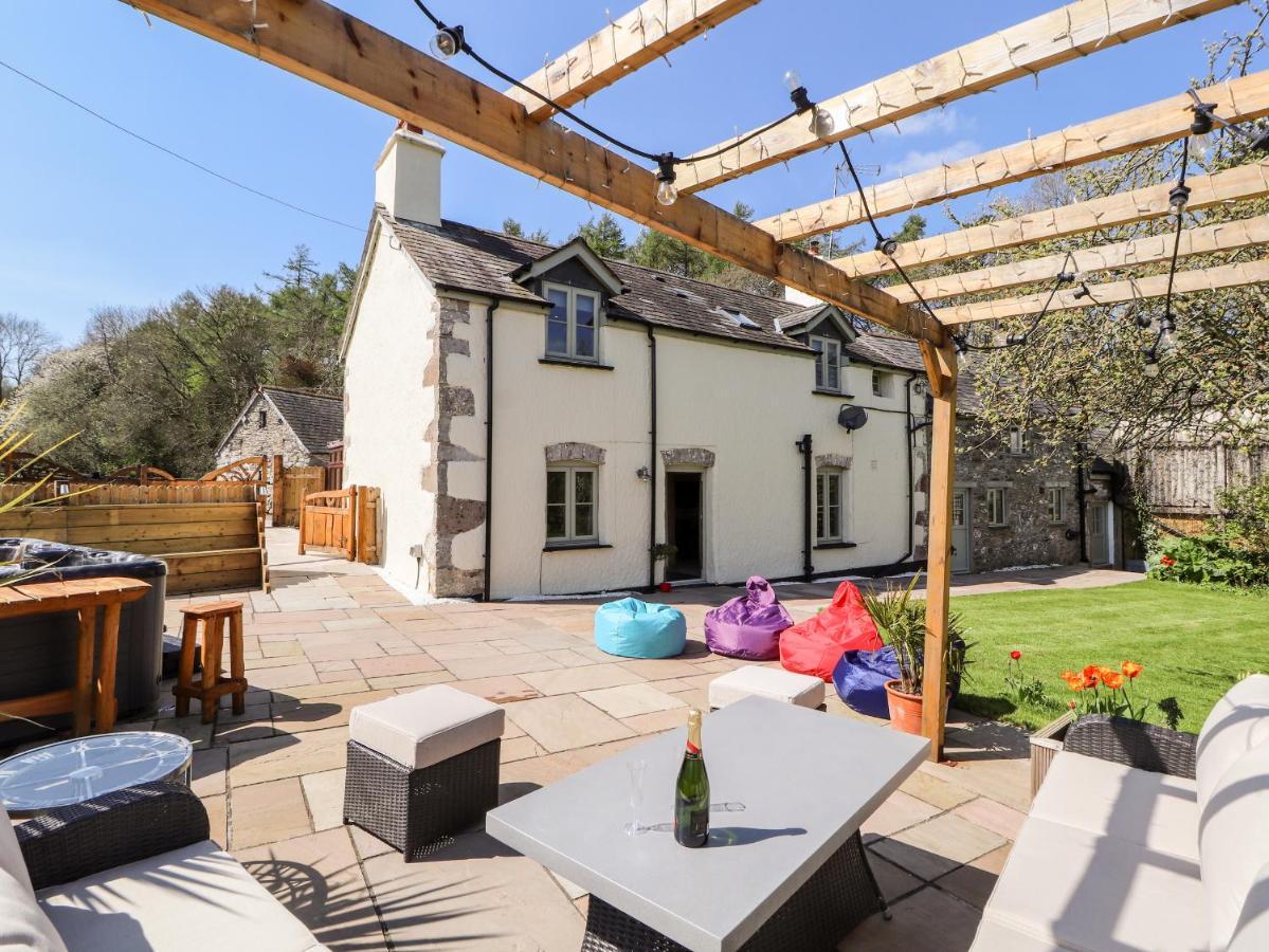 Villa Nant Y Celyn Ruthin Esterno foto