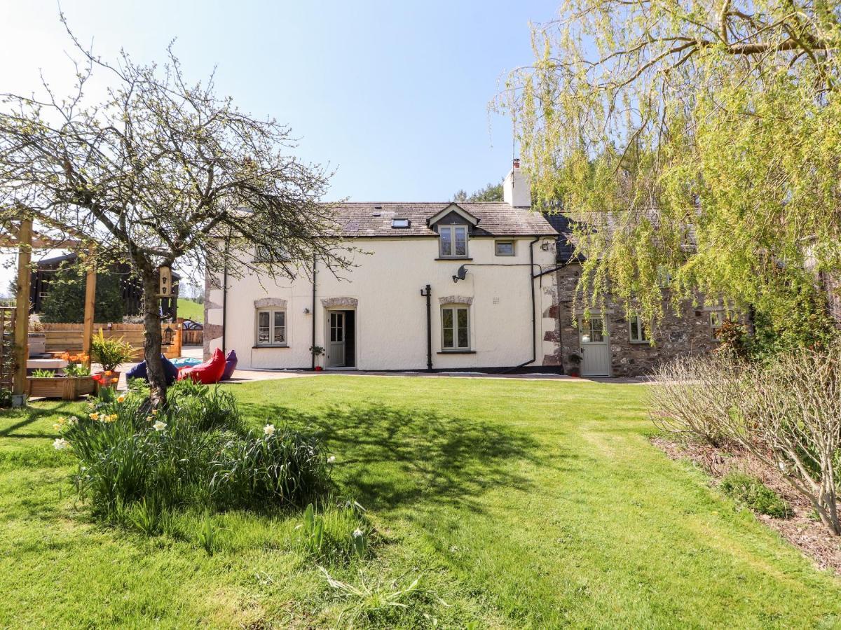 Villa Nant Y Celyn Ruthin Esterno foto